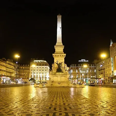 Urban Chic In The Heart Of Historic Lisboa