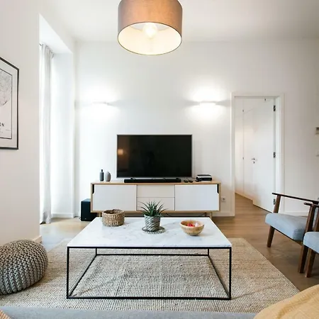 Urban Chic In The Heart Of Historic شقة