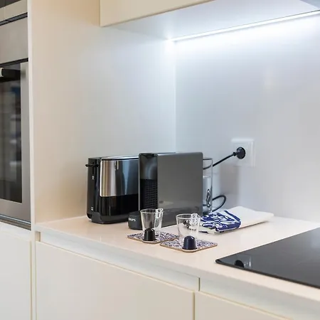 Urban Chic In The Heart Of Historic Appartement