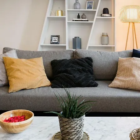 Urban Chic In The Heart Of Historic Appartement Lisboa